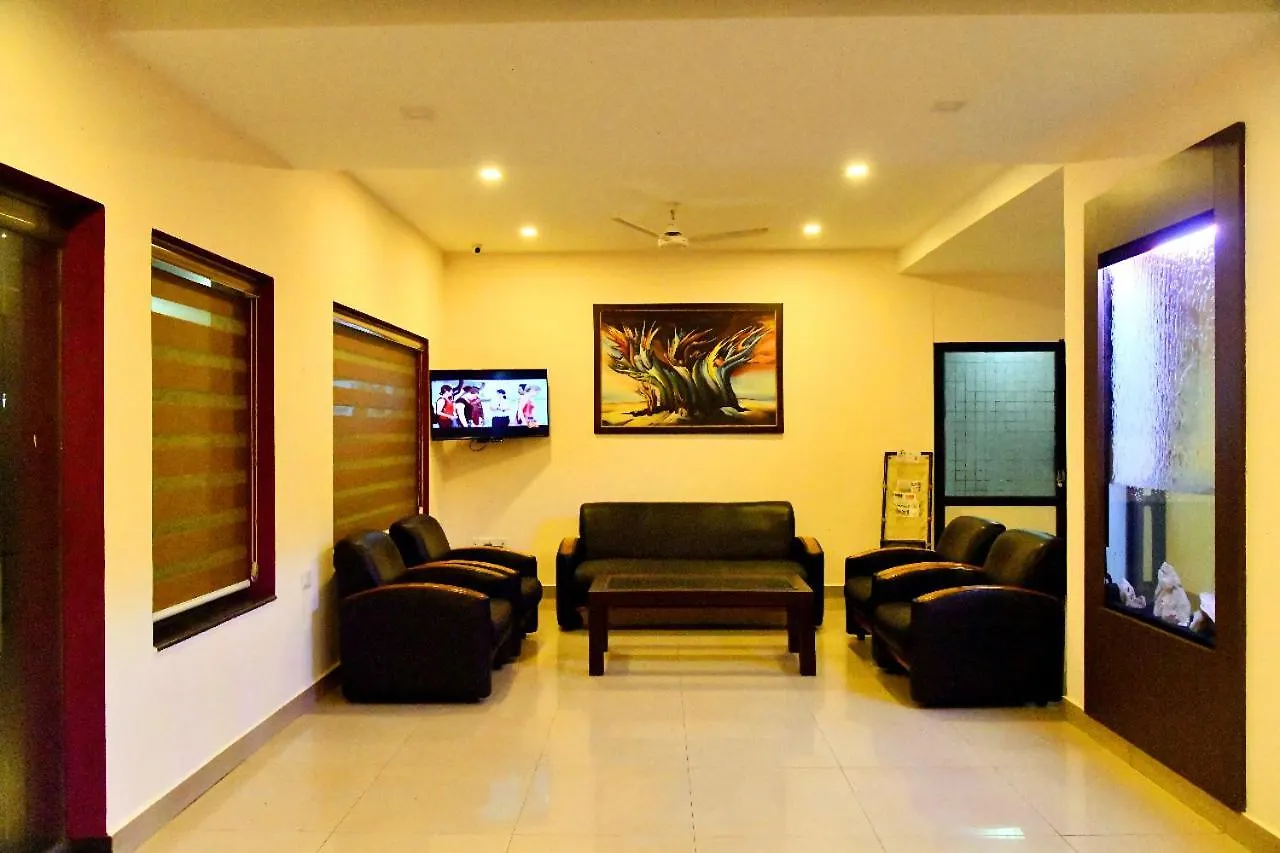 Hotel Chanakya 팔라카드